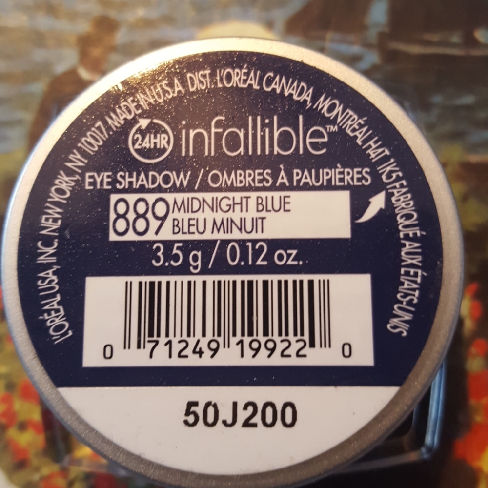 Eyeshadow - Picture 2 of 2